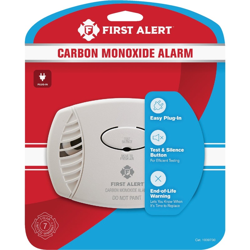 First Alert Plug-In 120V Electrochemical Carbon Monoxide Alarm D869755872334